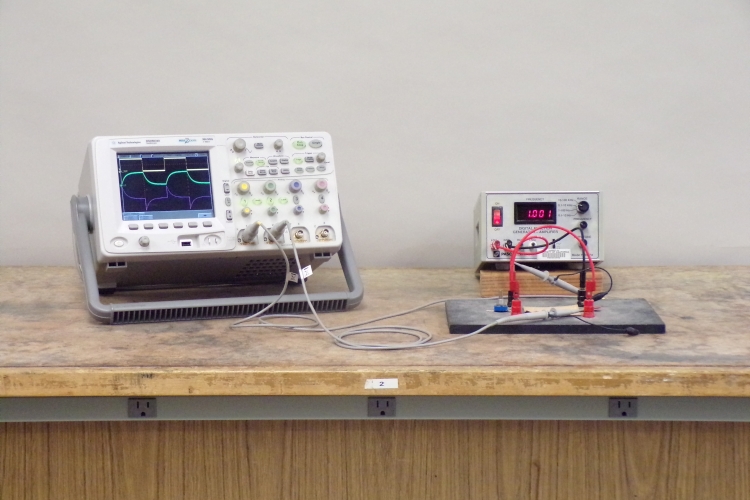 RC circuit to oscilloscope RC circuit to oscilloscope