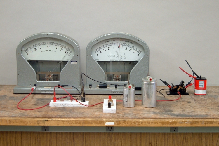 RC circuit to galvanometer RC circuit to galvanometer